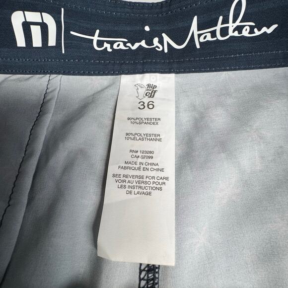 Travis Mathew Patriotic Flag Inspired Swim Trunks Shorts Men 36 Red Blue Gray - Picture 6 of 6